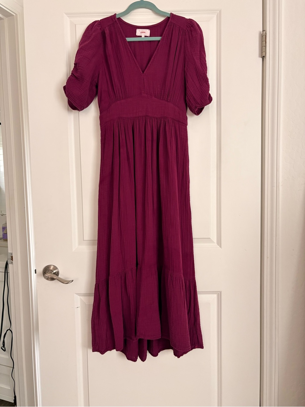XiRENA V-Neck Gauze dress